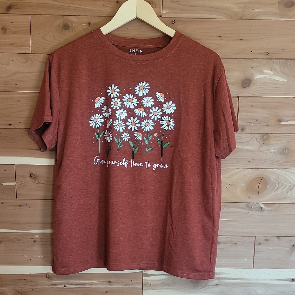 Rust Graphic T-Shirt with Daisies, Size L, Soft, Brown, Orange